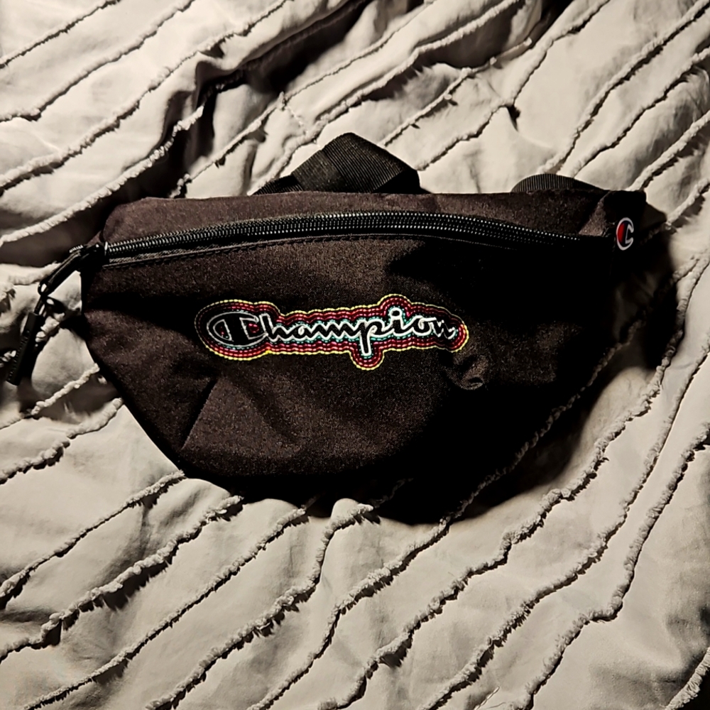 Champion Fanny Pack